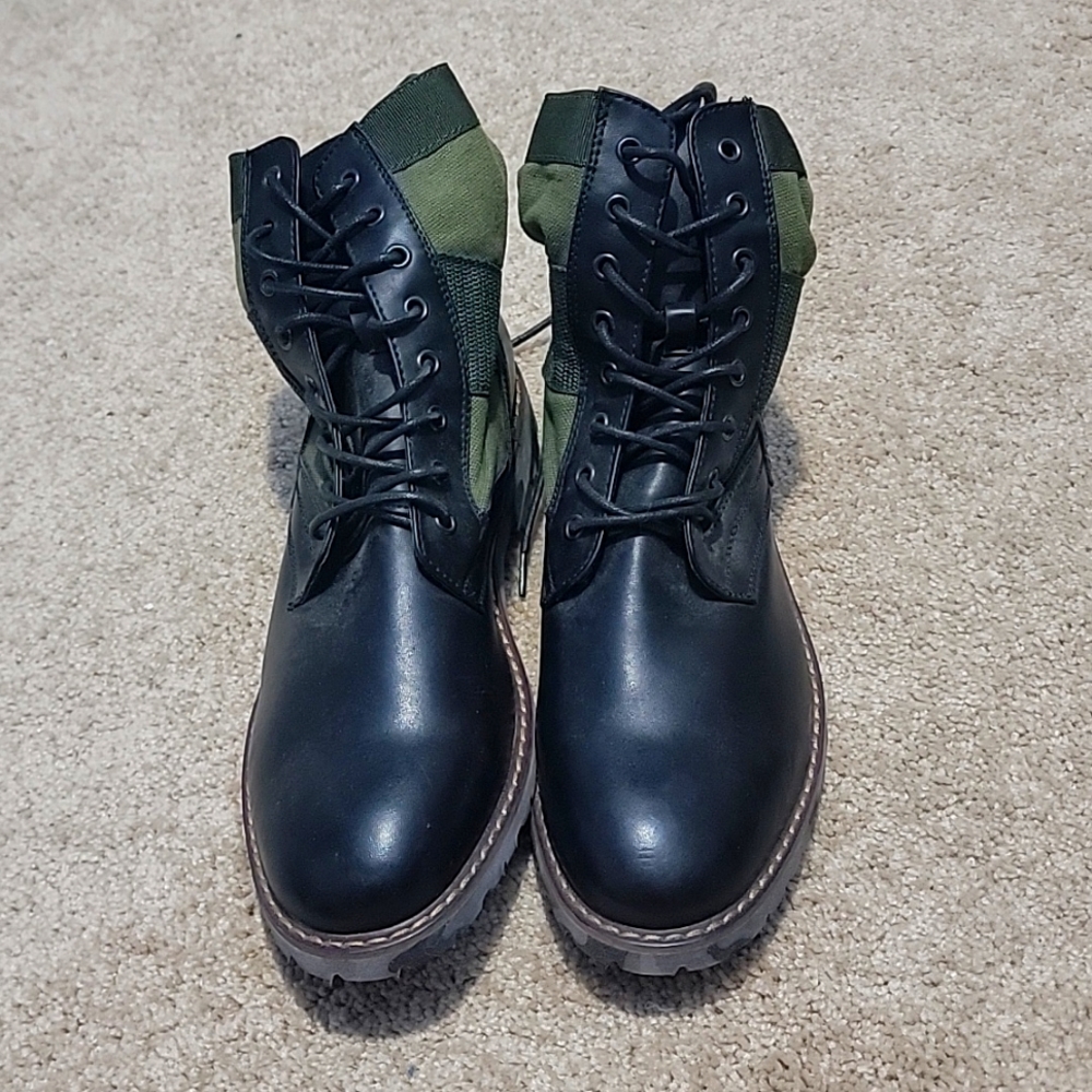 Camo Shoes 💚